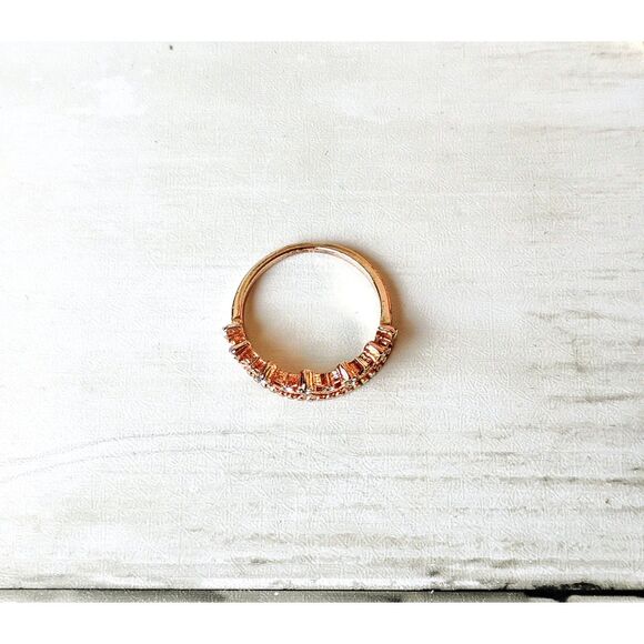 New Rose Gold Tone Crown Ring w/Rhinestones Size 7 Princess Queen Funky Eclectic - Picture 3 of 4